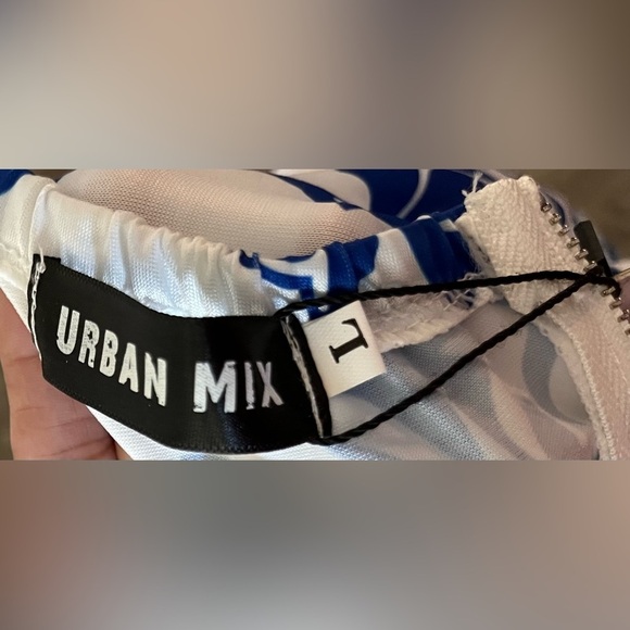 NWT Urban Mix Blue & White Women’s Midi Dress size Large - Picture 4 of 6